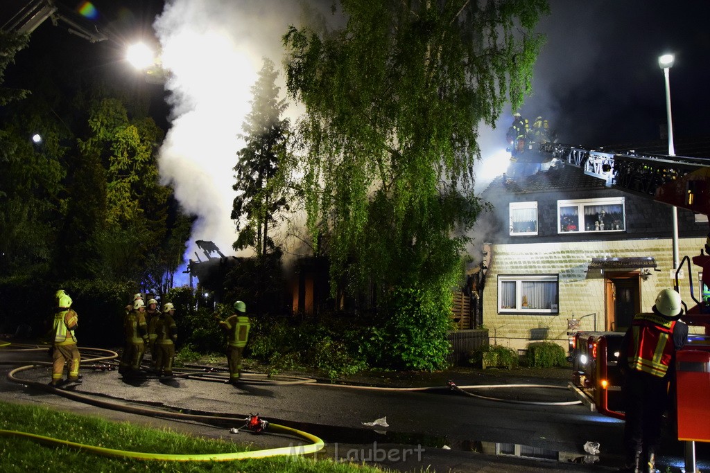 Grossfeuer Einfamilienhaus Siegburg Muehlengrabenstr P0040.JPG - Miklos Laubert